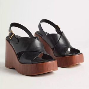 Universal Thread • Naomi criss cross wedge sandal